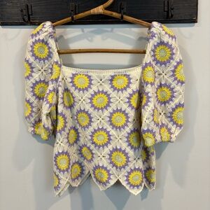 Week& Granny Cochet Daisy Floral Puff Sleeves Cropped Top Size S/M